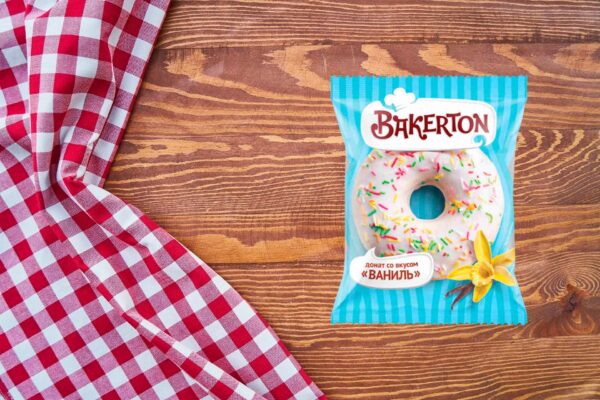 Донат глазированный BAKERTON со вкусом "Ваниль" 58 гр.